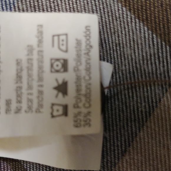 Ladies medium size button down shirt. - Picture 4 of 4